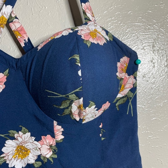 Blue and pink two piece pantsuit set with corset style crop top - Picture 2 of 4